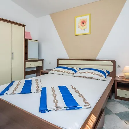 Varga Apartamento Vir